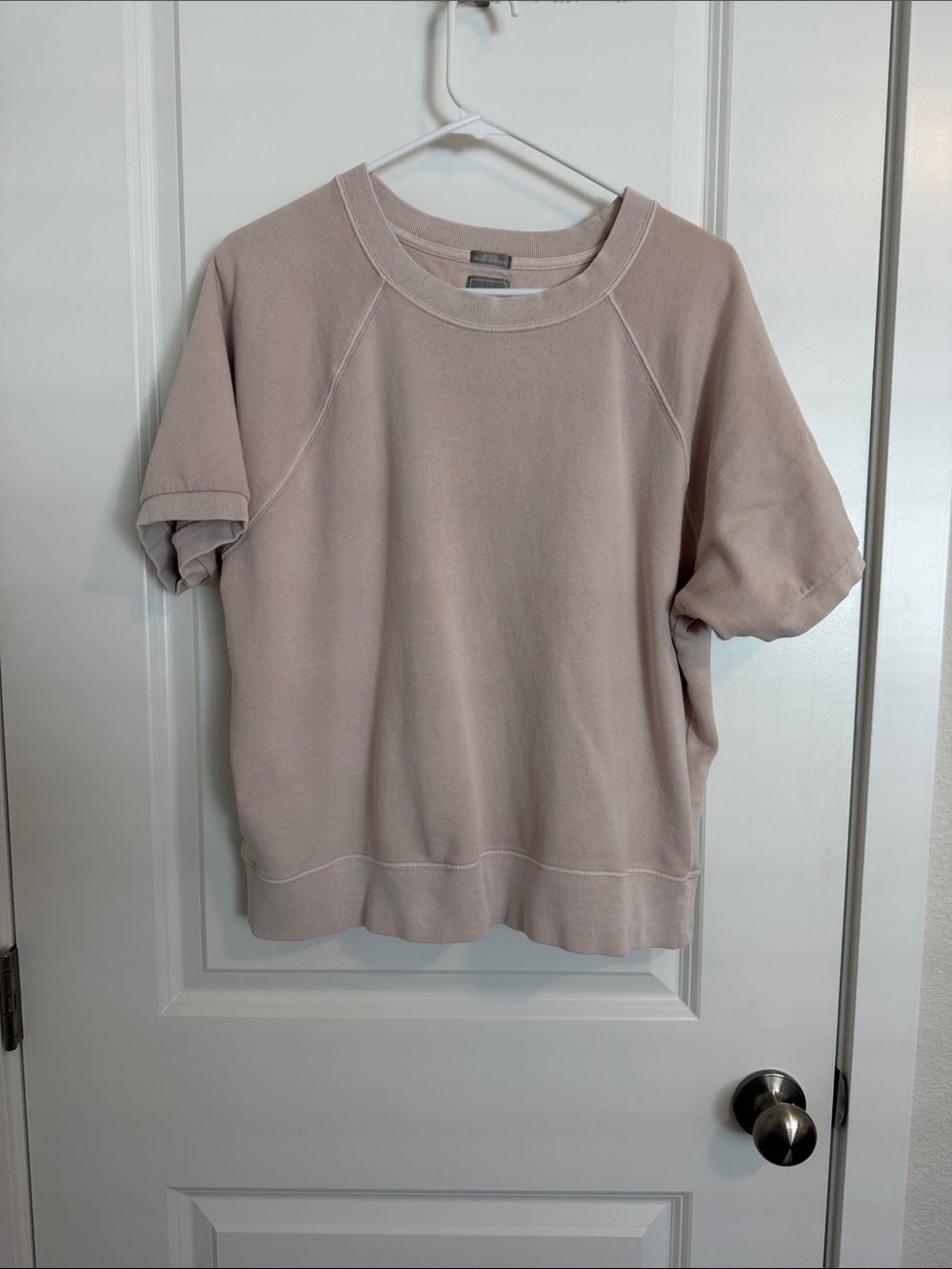 GAP Short Sleeve Sweatshirt in Light Taupe